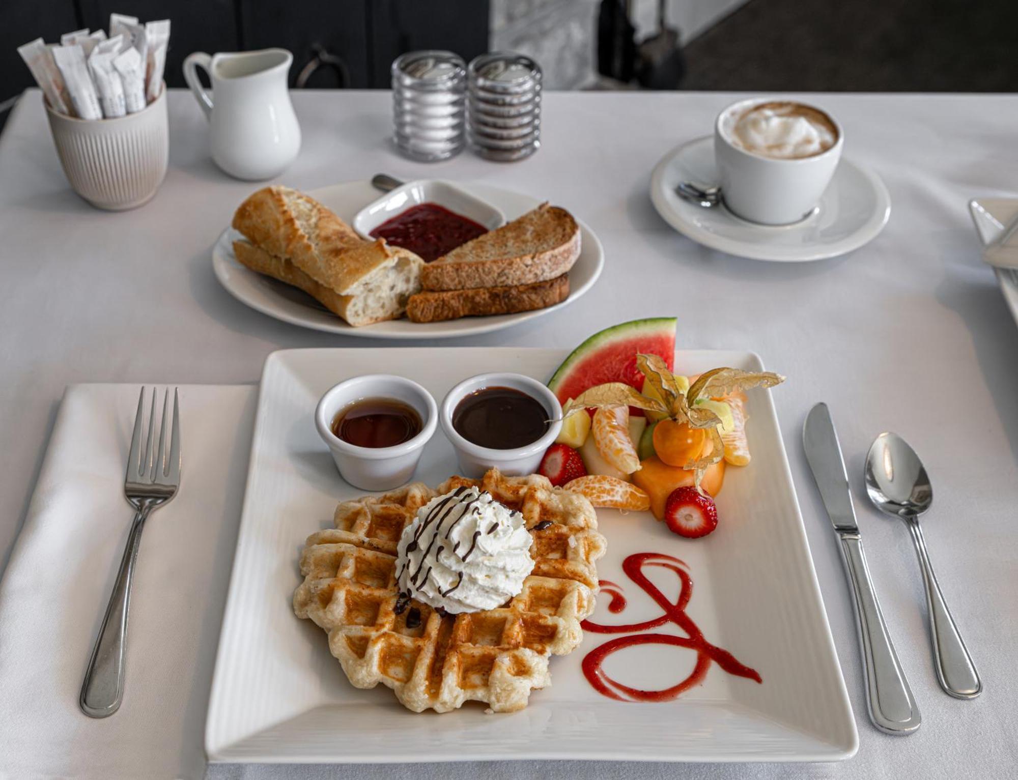Chez Truchon Bistro-Auberge La Malbaie Eksteriør bilde