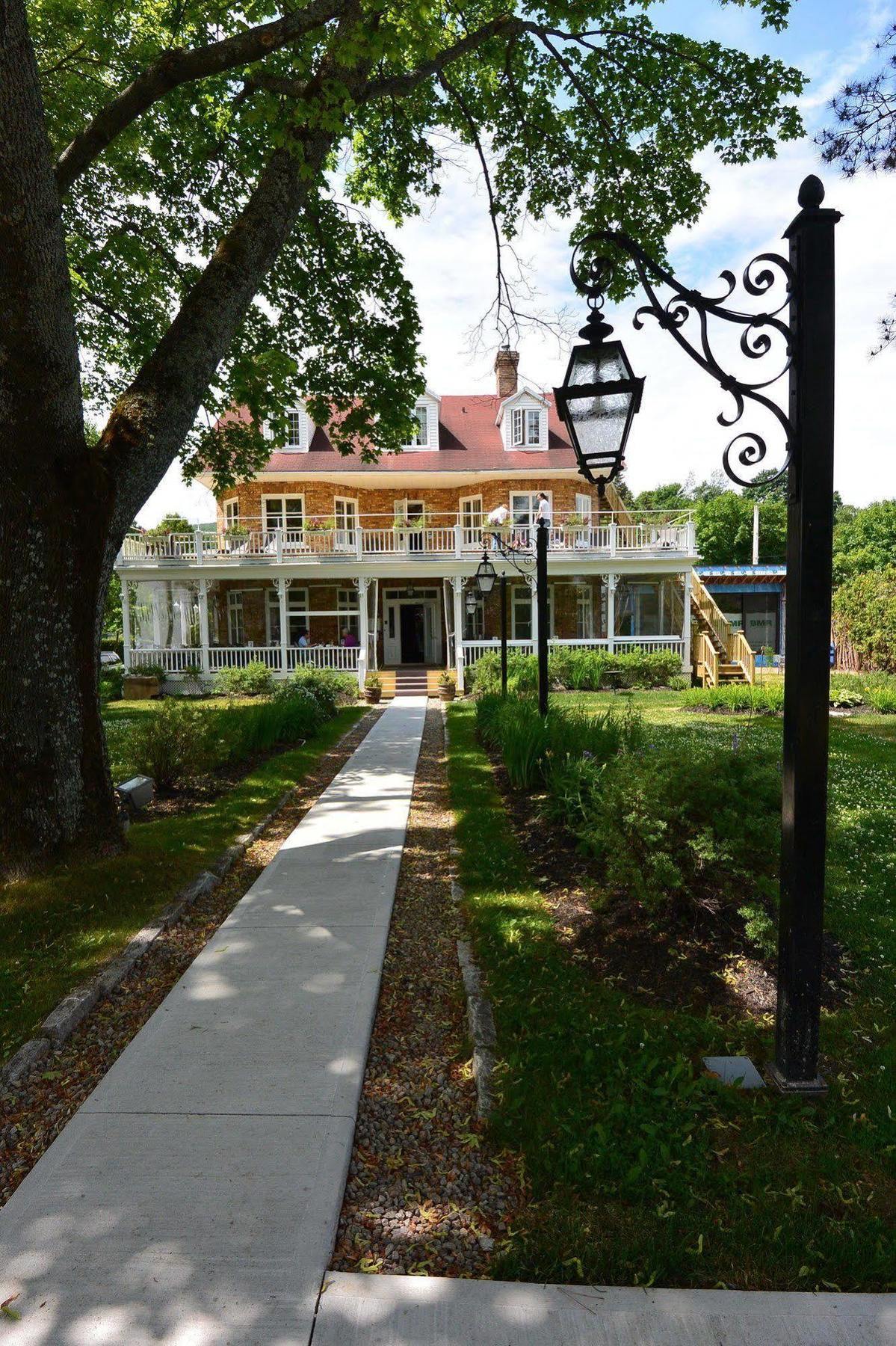 Chez Truchon Bistro-Auberge La Malbaie Eksteriør bilde